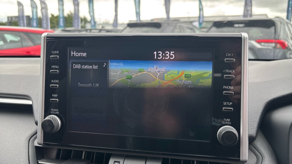 Toyota RAV4 2.5 PHEV Dynamic 5dr CVT Estate - Image 9