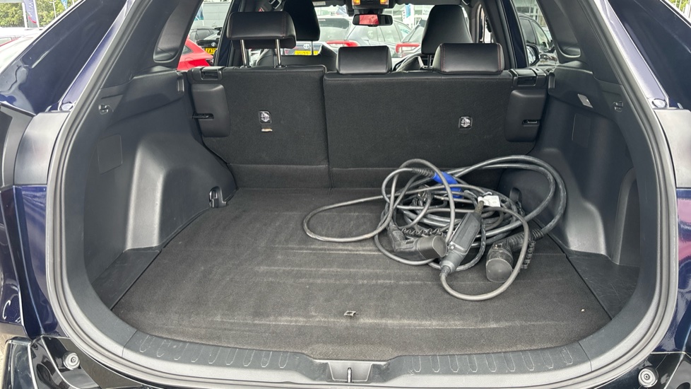 Toyota RAV4 2.5 PHEV Dynamic 5dr CVT Estate - Image 13