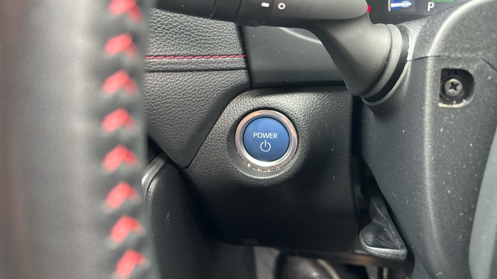 Toyota RAV4 2.5 PHEV Dynamic 5dr CVT Estate - Image 16