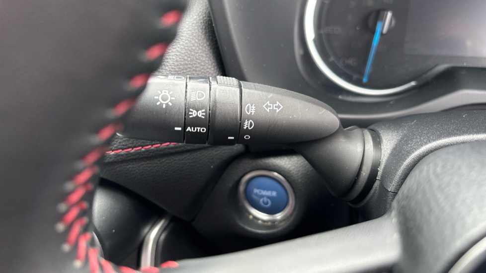 Toyota RAV4 2.5 PHEV Dynamic 5dr CVT Estate - Image 42