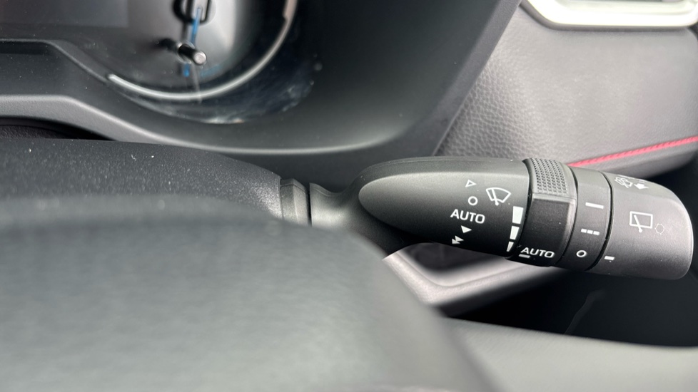 Toyota RAV4 2.5 PHEV Dynamic 5dr CVT Estate - Image 43
