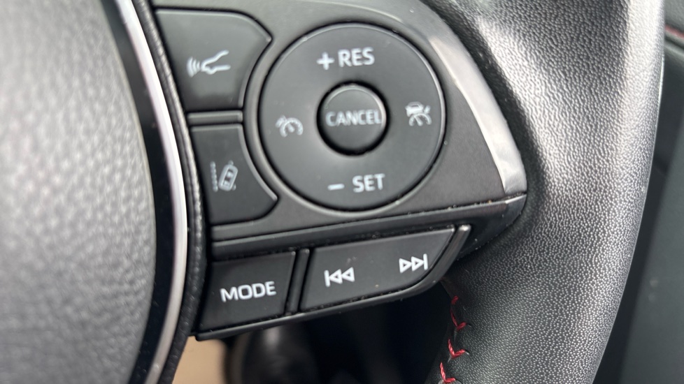 Toyota RAV4 2.5 PHEV Dynamic 5dr CVT Estate - Image 44