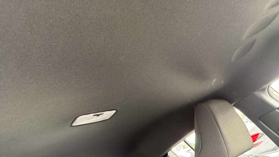 Toyota C-HR 1.8 Hybrid Icon 5dr CVT Hybrid Hatchback - Image 19