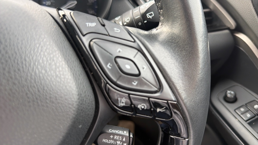Toyota C-HR 1.8 Hybrid Icon 5dr CVT Hybrid Hatchback - Image 29