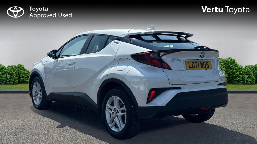 Toyota C-HR 1.8 Hybrid Icon 5dr CVT Hybrid Hatchback - Image 4