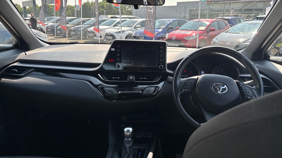 Toyota C-HR 1.8 Hybrid Icon 5dr CVT Hybrid Hatchback - Image 6