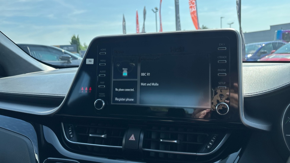 Toyota C-HR 1.8 Hybrid Icon 5dr CVT Hybrid Hatchback - Image 9