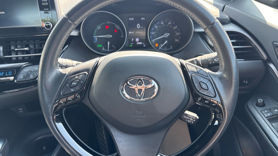 Toyota C-HR 1.8 Hybrid Icon 5dr CVT Hybrid Hatchback - Image 10