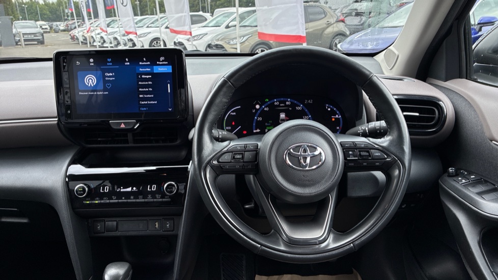 Toyota Yaris Cross 1.5 Hybrid Excel 5dr CVT Hybrid Estate - Image 7