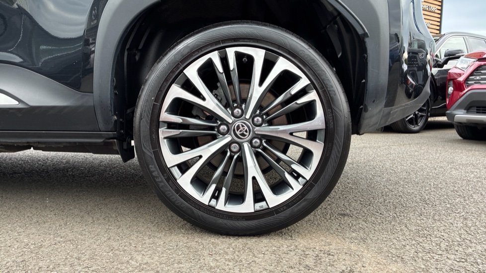 Toyota Yaris Cross 1.5 Hybrid Excel 5dr CVT Hybrid Estate - Image 25