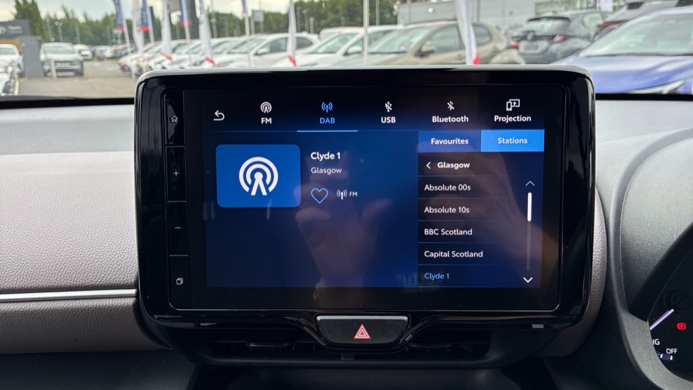 Toyota Yaris Cross 1.5 Hybrid Excel 5dr CVT Hybrid Estate - Image 47
