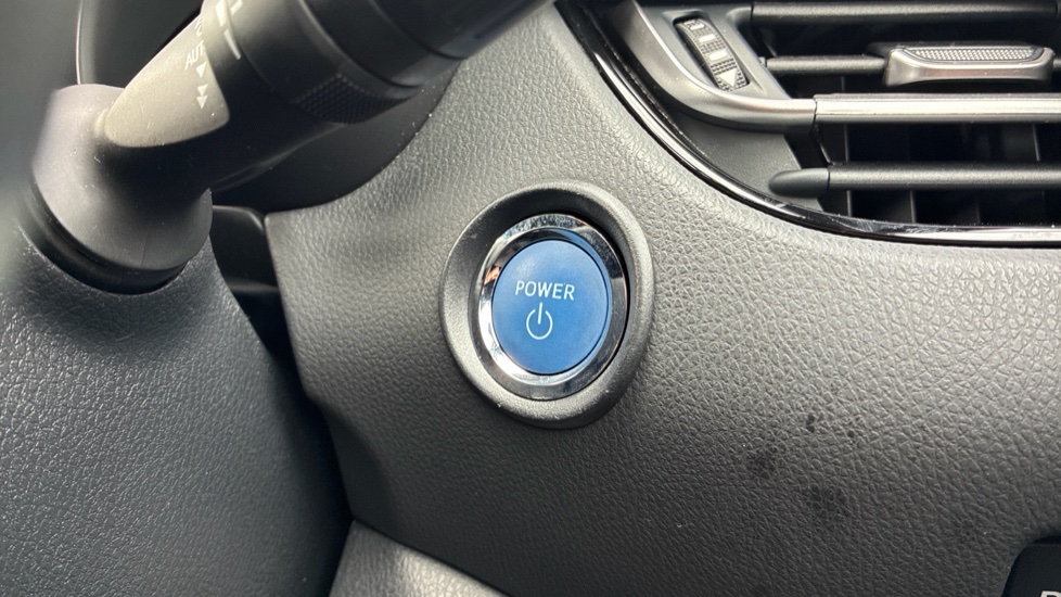 Toyota C-HR 2.0 Hybrid Excel 5dr CVT Hybrid Hatchback - Image 16