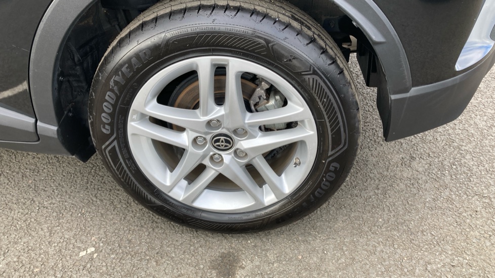 Toyota C-HR 1.8 Hybrid Icon 5dr CVT Hybrid Hatchback - Image 29