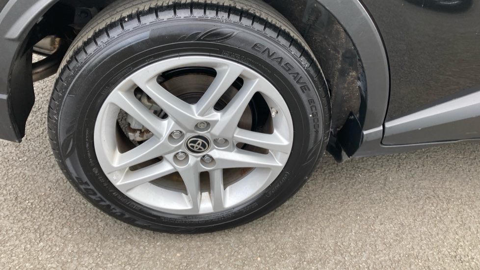 Toyota C-HR 1.8 Hybrid Icon 5dr CVT Hybrid Hatchback - Image 34