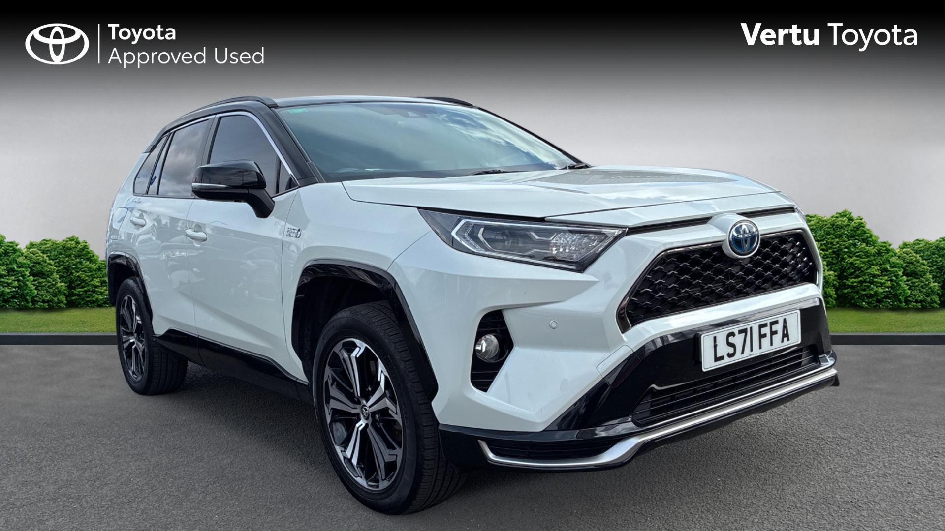 Toyota RAV4 listing photo