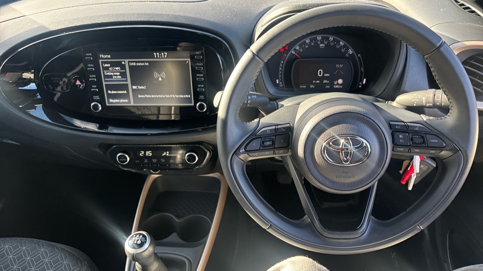 Toyota Aygo X 1.0 VVT-i Edge 5dr Petrol Hatchback - Image 6