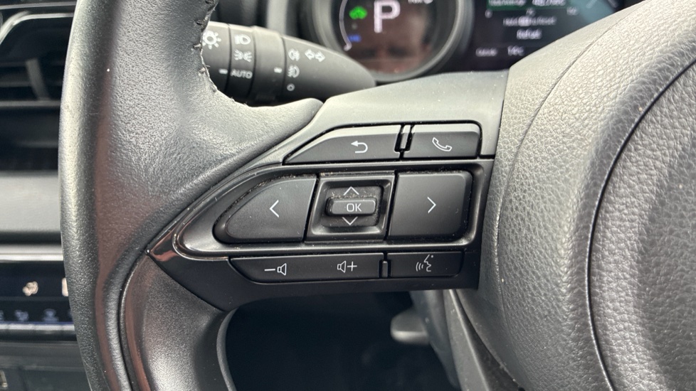 Toyota Yaris 1.5 Hybrid Design 5dr CVT Hybrid Hatchback - Image 37