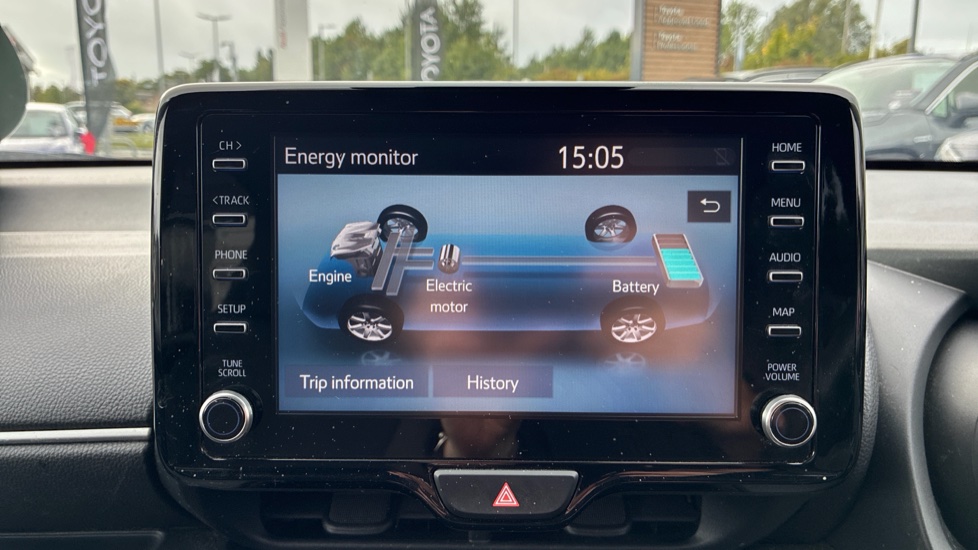 Toyota Yaris 1.5 Hybrid Design 5dr CVT Hybrid Hatchback - Image 41