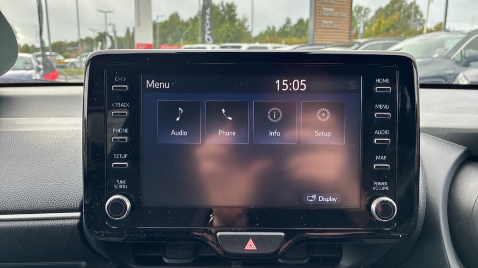 Toyota Yaris 1.5 Hybrid Design 5dr CVT Hybrid Hatchback - Image 42