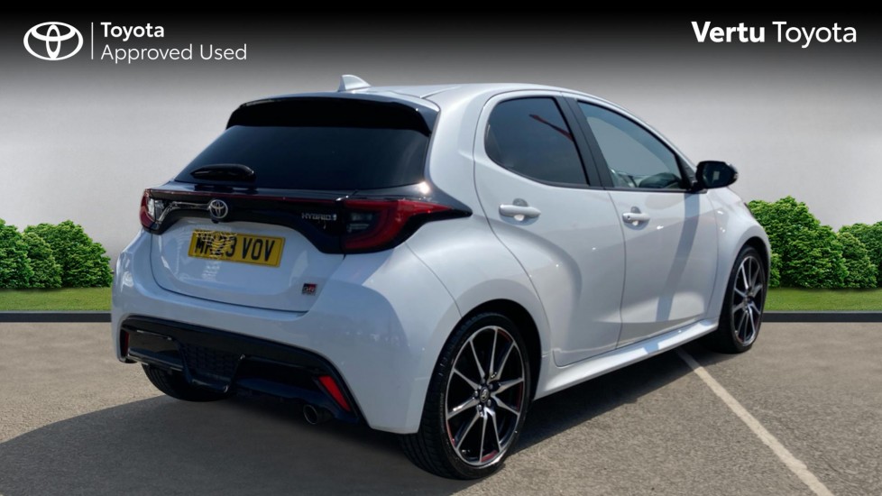 Toyota Yaris 1.5 Hybrid GR Sport 5dr CVT Hybrid Hatchback - Image 2