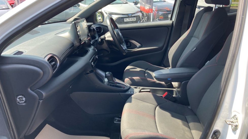 Toyota Yaris 1.5 Hybrid GR Sport 5dr CVT Hybrid Hatchback - Image 5