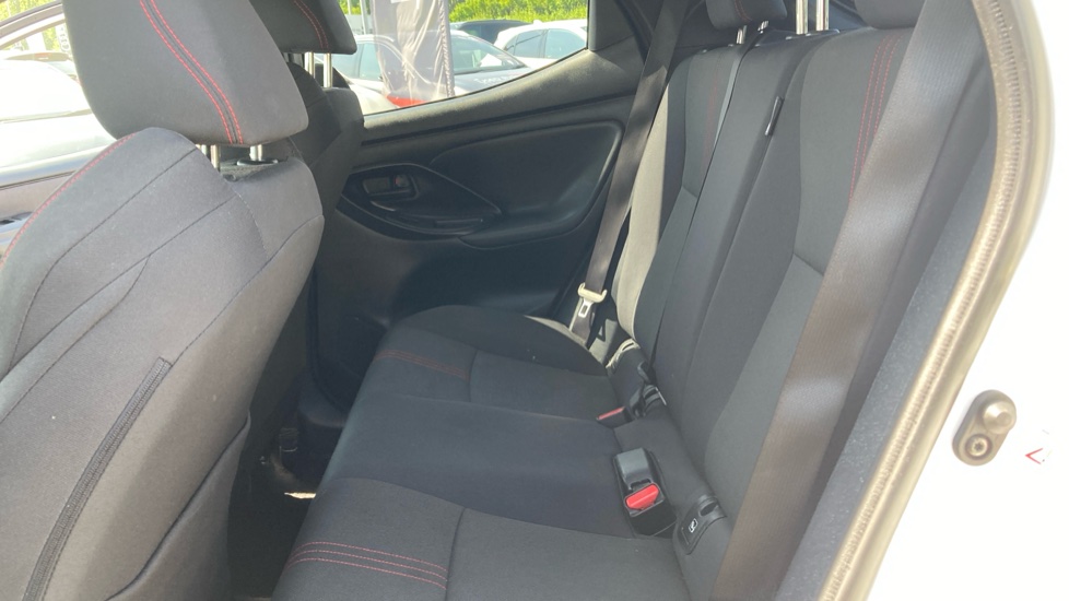 Toyota Yaris 1.5 Hybrid GR Sport 5dr CVT Hybrid Hatchback - Image 15