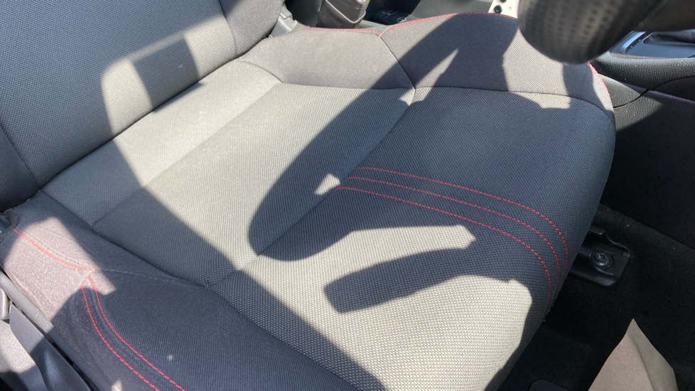 Toyota Yaris 1.5 Hybrid GR Sport 5dr CVT Hybrid Hatchback - Image 17