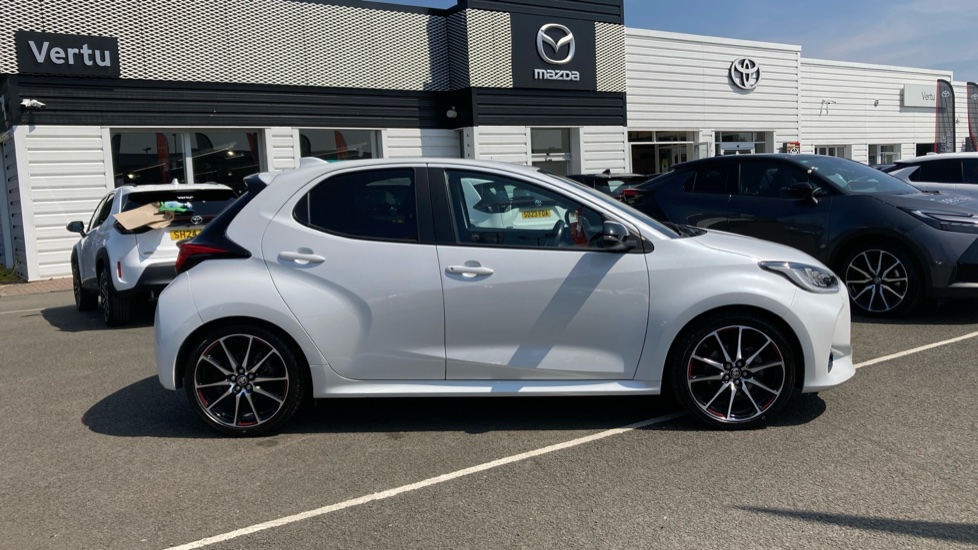 Toyota Yaris 1.5 Hybrid GR Sport 5dr CVT Hybrid Hatchback - Image 23