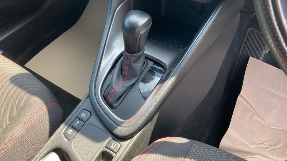 Toyota Yaris 1.5 Hybrid GR Sport 5dr CVT Hybrid Hatchback - Image 32