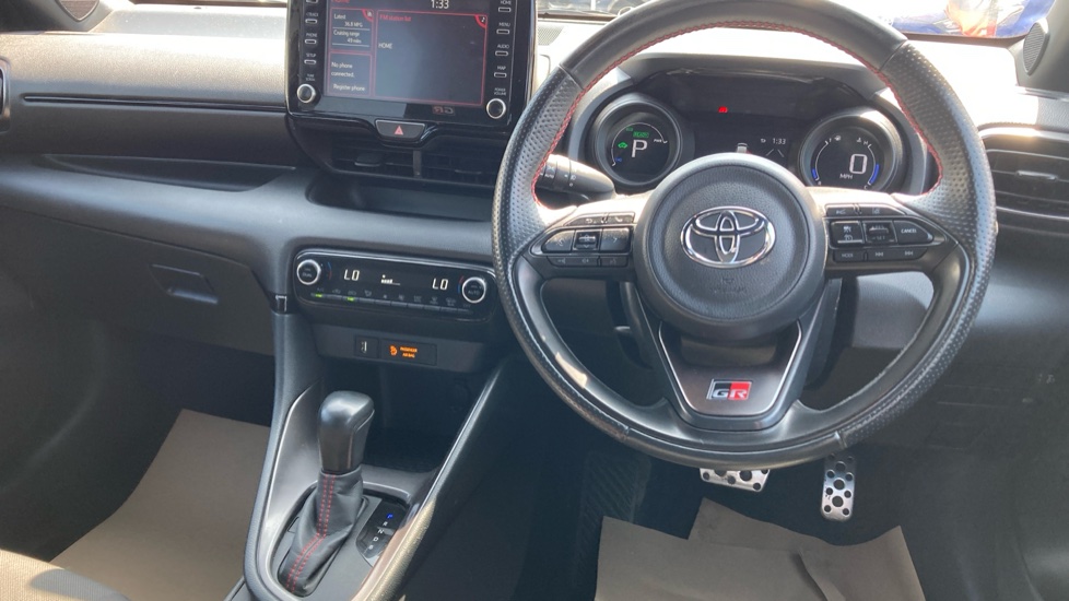 Toyota Yaris 1.5 Hybrid GR Sport 5dr CVT Hybrid Hatchback - Image 36