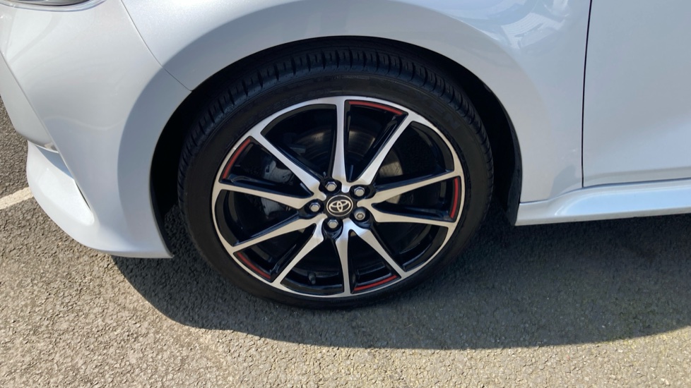 Toyota Yaris 1.5 Hybrid GR Sport 5dr CVT Hybrid Hatchback - Image 39