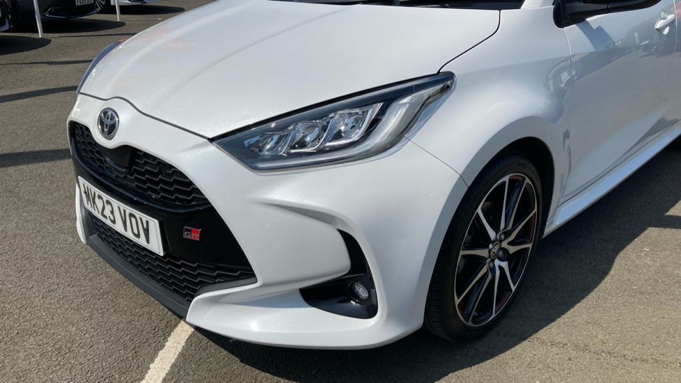 Toyota Yaris 1.5 Hybrid GR Sport 5dr CVT Hybrid Hatchback - Image 41