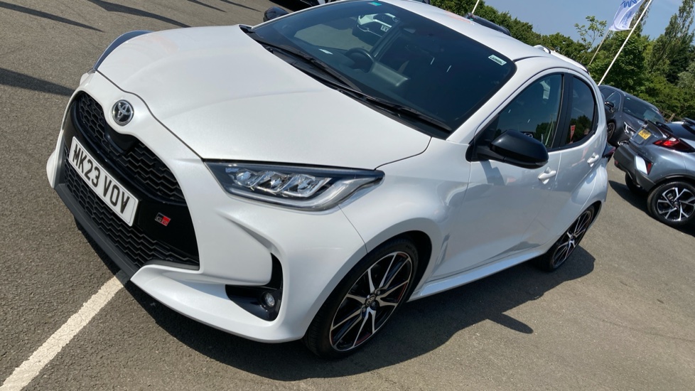 Toyota Yaris 1.5 Hybrid GR Sport 5dr CVT Hybrid Hatchback - Image 42