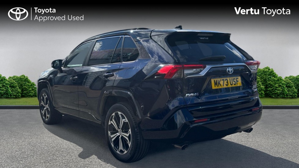 Toyota RAV4 2.5 PHEV Dynamic 5dr CVT Estate - Image 4