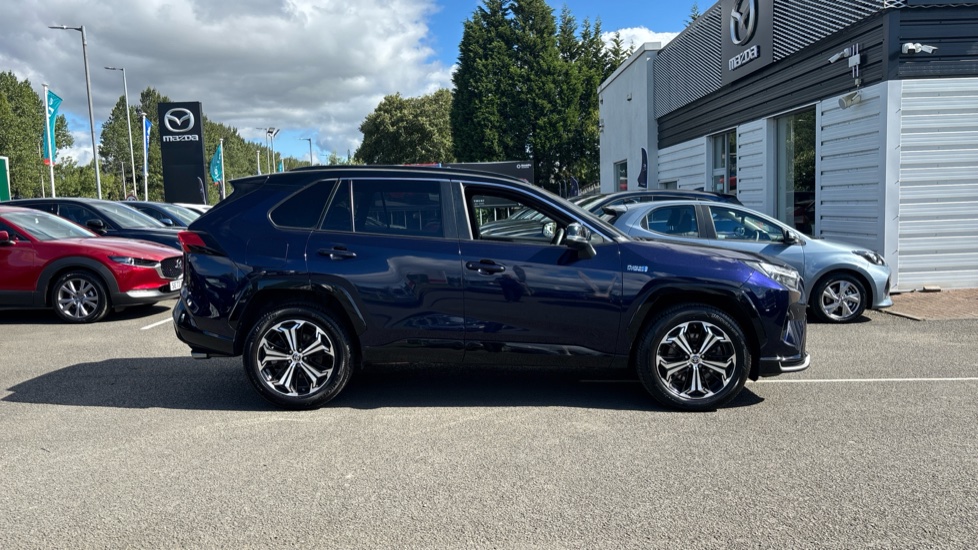 Toyota RAV4 2.5 PHEV Dynamic 5dr CVT Estate - Image 23