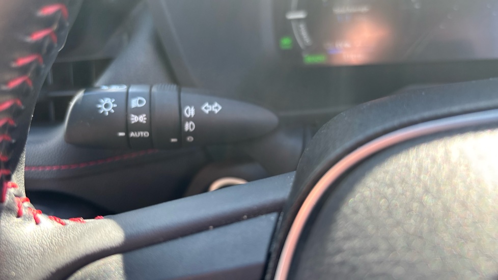 Toyota RAV4 2.5 PHEV Dynamic 5dr CVT Estate - Image 45