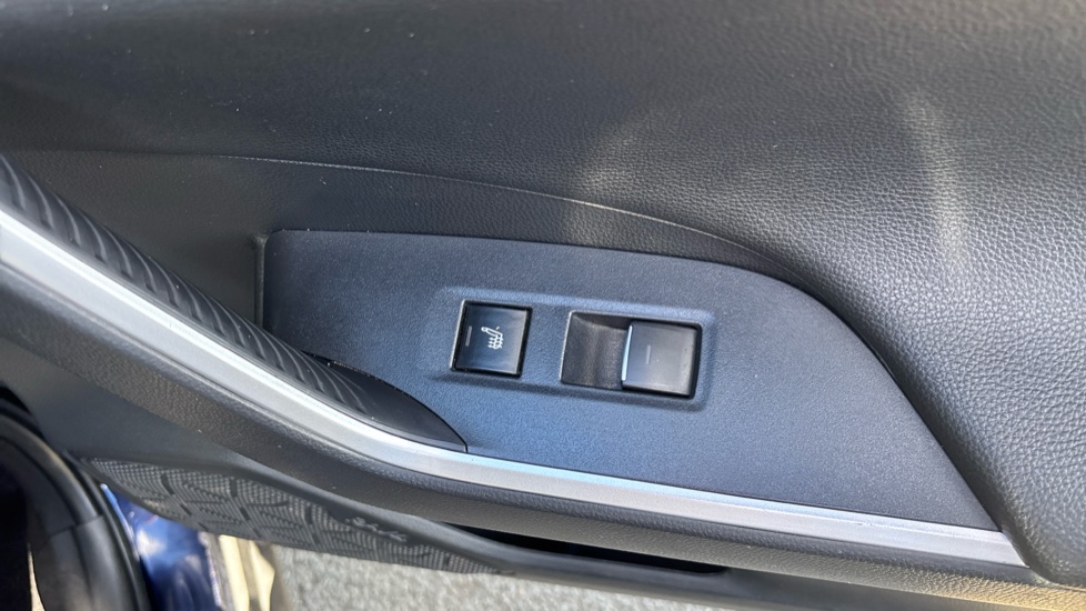 Toyota RAV4 2.5 PHEV Dynamic 5dr CVT Estate - Image 49
