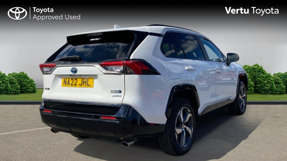 Toyota RAV4 2.5 PHEV Design 5dr CVT Estate - Image 2