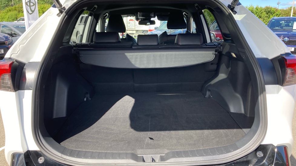Toyota RAV4 2.5 PHEV Design 5dr CVT Estate - Image 13