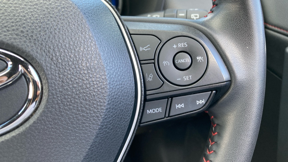 Toyota RAV4 2.5 PHEV Design 5dr CVT Estate - Image 34