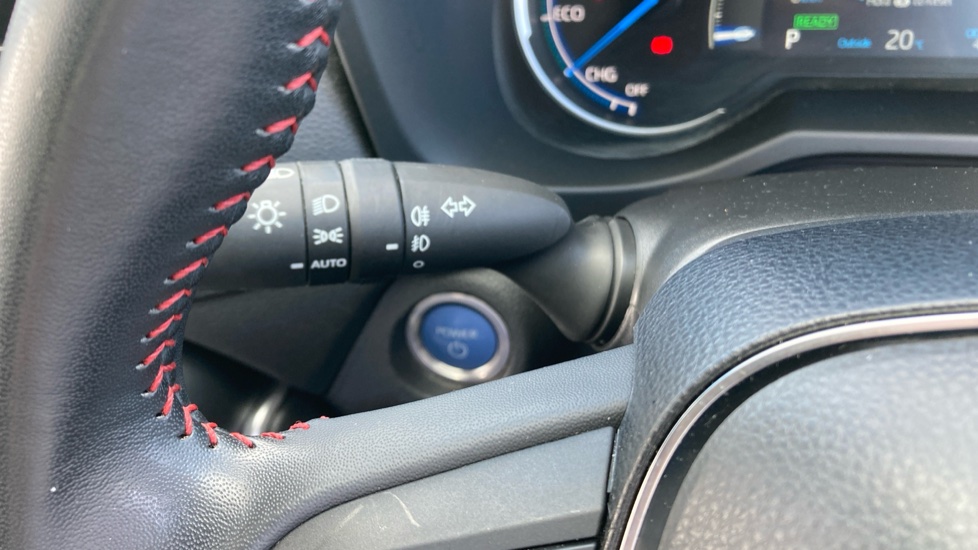 Toyota RAV4 2.5 PHEV Design 5dr CVT Estate - Image 36