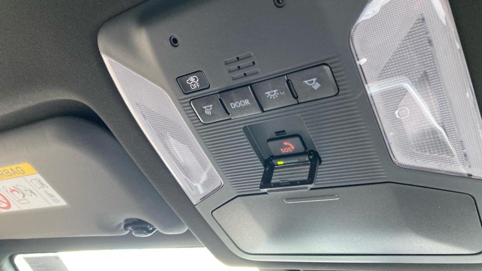 Toyota RAV4 2.5 PHEV Design 5dr CVT Estate - Image 38