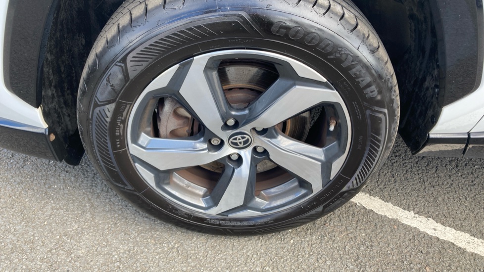 Toyota RAV4 2.5 PHEV Design 5dr CVT Estate - Image 47