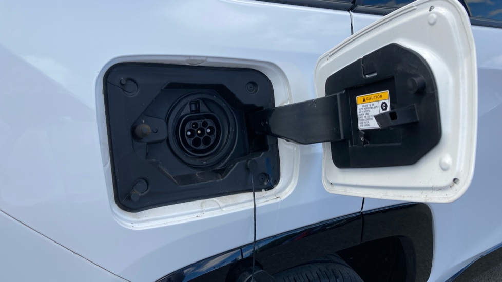 Toyota RAV4 2.5 PHEV Design 5dr CVT Estate - Image 53