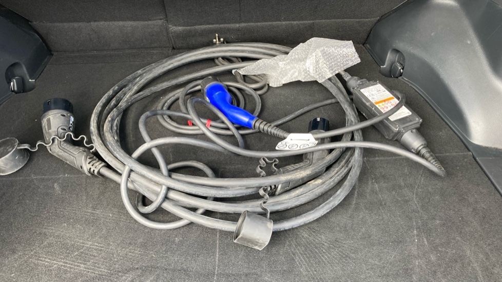 Toyota RAV4 2.5 PHEV Design 5dr CVT Estate - Image 56