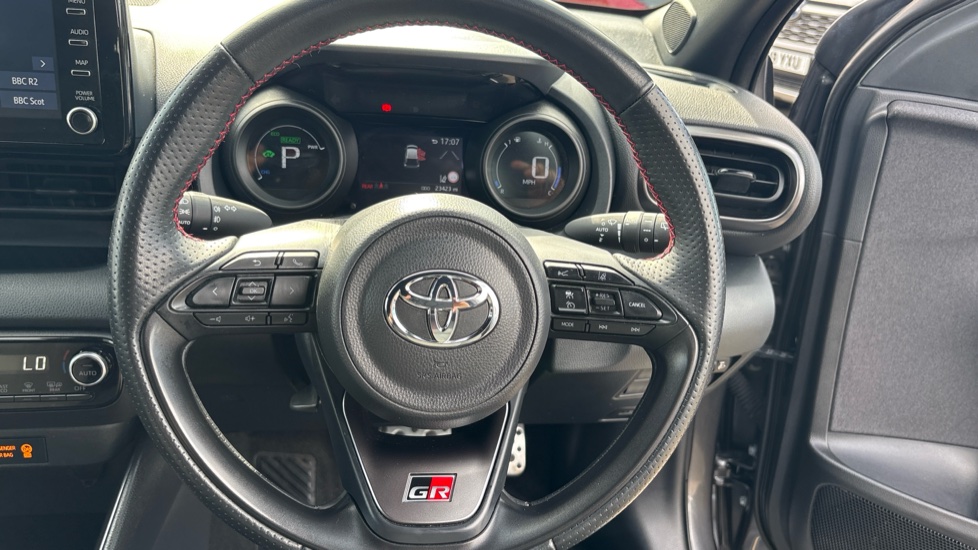 Toyota Yaris 1.5 Hybrid GR Sport 5dr CVT Hybrid Hatchback - Image 7