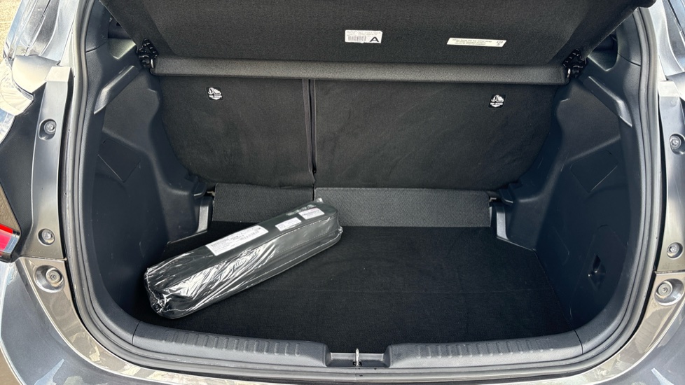 Toyota Yaris 1.5 Hybrid GR Sport 5dr CVT Hybrid Hatchback - Image 13