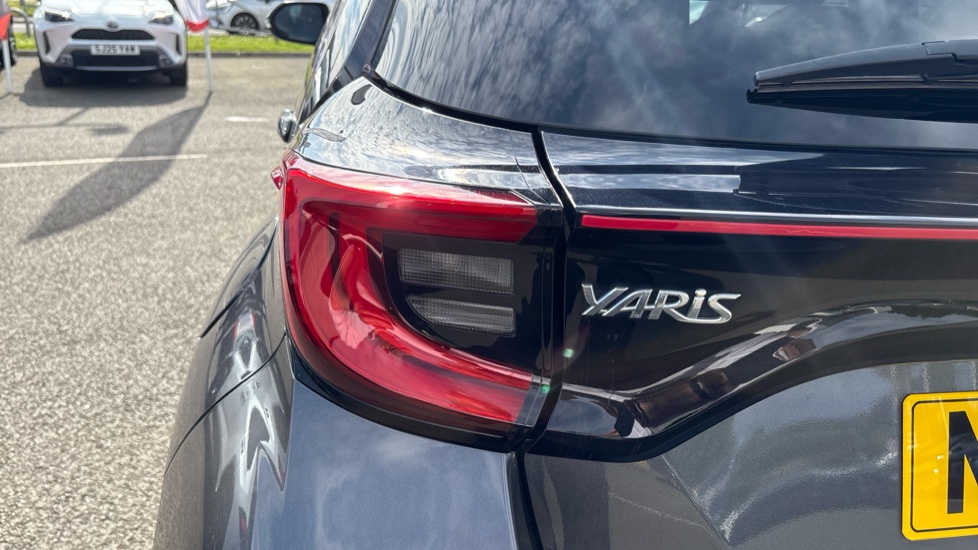 Toyota Yaris 1.5 Hybrid GR Sport 5dr CVT Hybrid Hatchback - Image 21