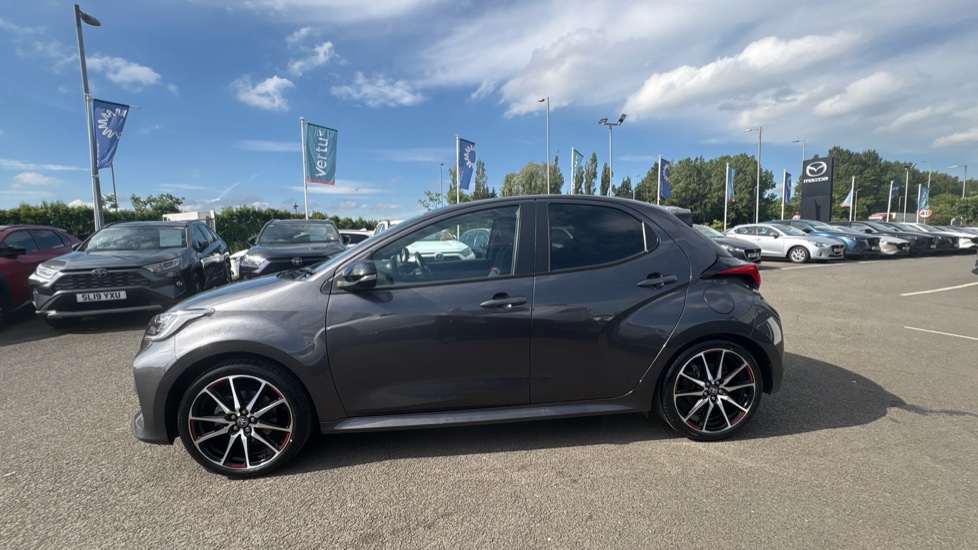Toyota Yaris 1.5 Hybrid GR Sport 5dr CVT Hybrid Hatchback - Image 24