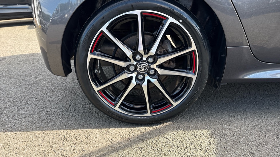 Toyota Yaris 1.5 Hybrid GR Sport 5dr CVT Hybrid Hatchback - Image 52
